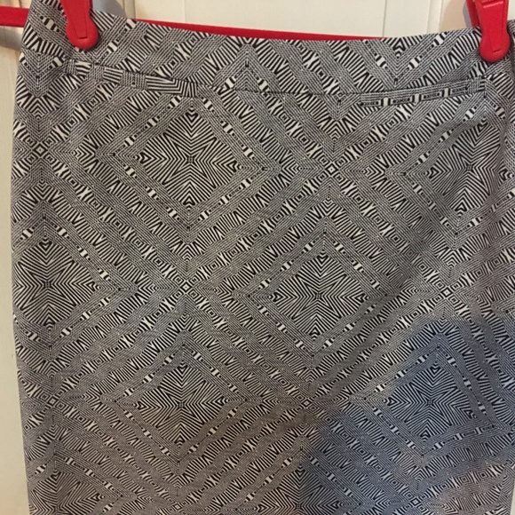 Halogen Pencil Skirt - Picture 4 of 11